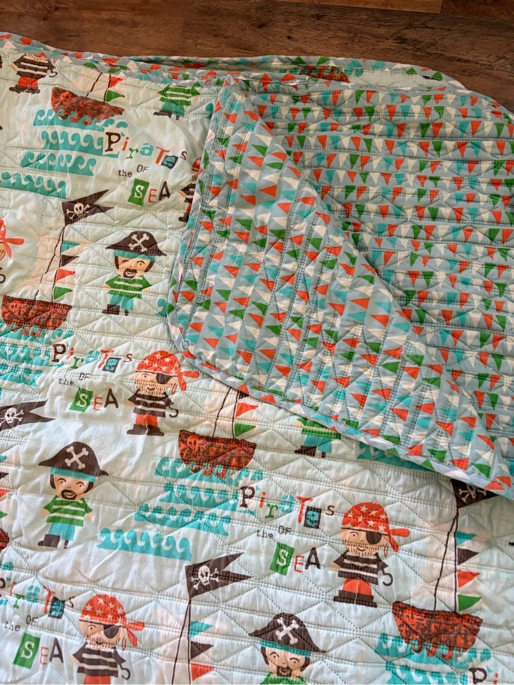 Children's Pirate of the Sea Print Quilt - White, Aqua, Orange Twin Size